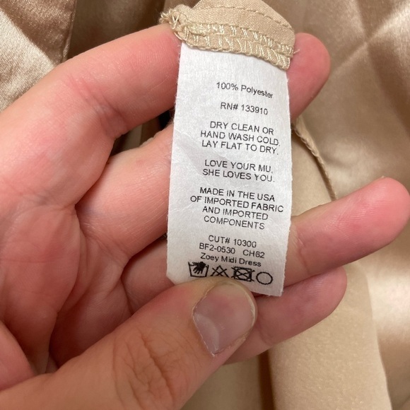 Show Me Your Mumu Zoey Midi Dress in Champagne Luxe Satin size XS - Picture 9 of 10